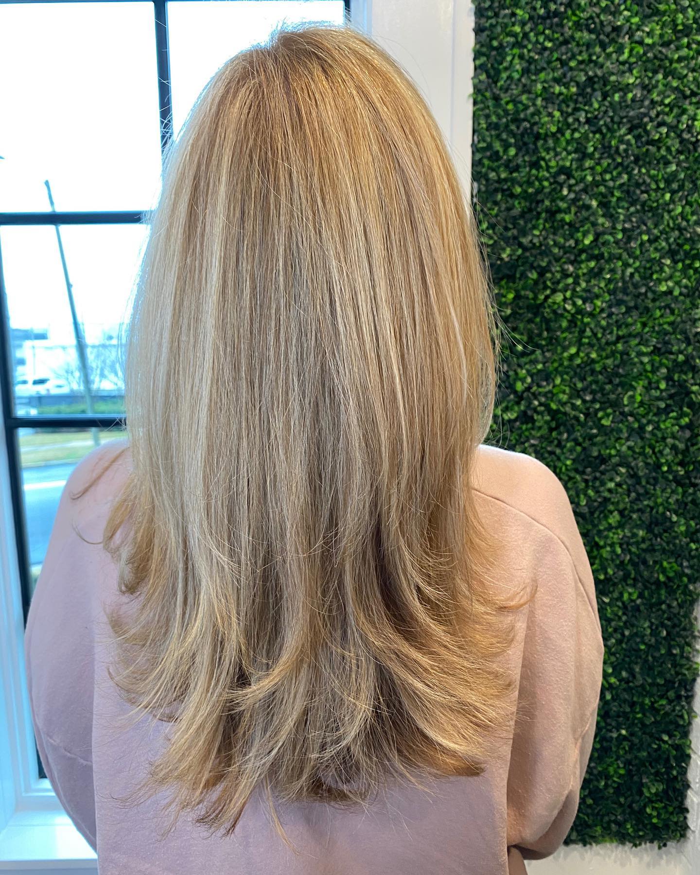 A cascade of blonde beauty. 😍 Cut and color by Scott. #hairfolk