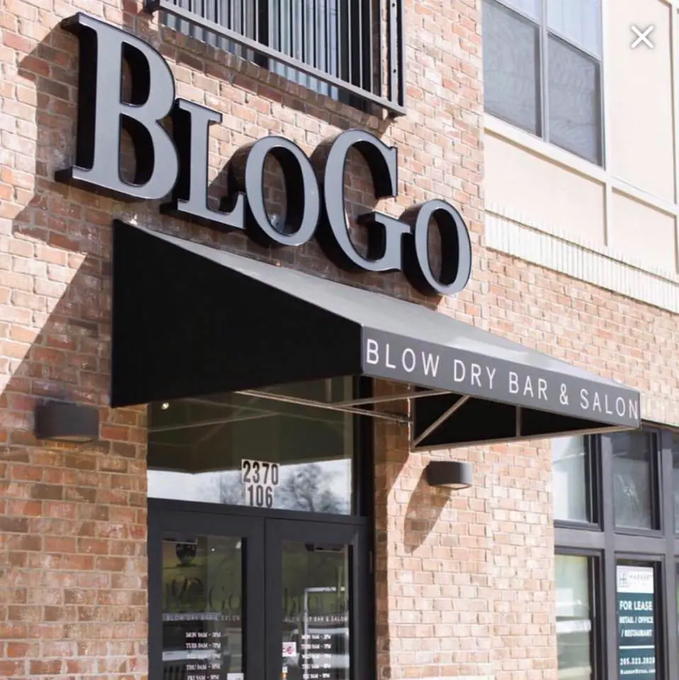 Company logo of BloGo Blow Dry Bar & Salon