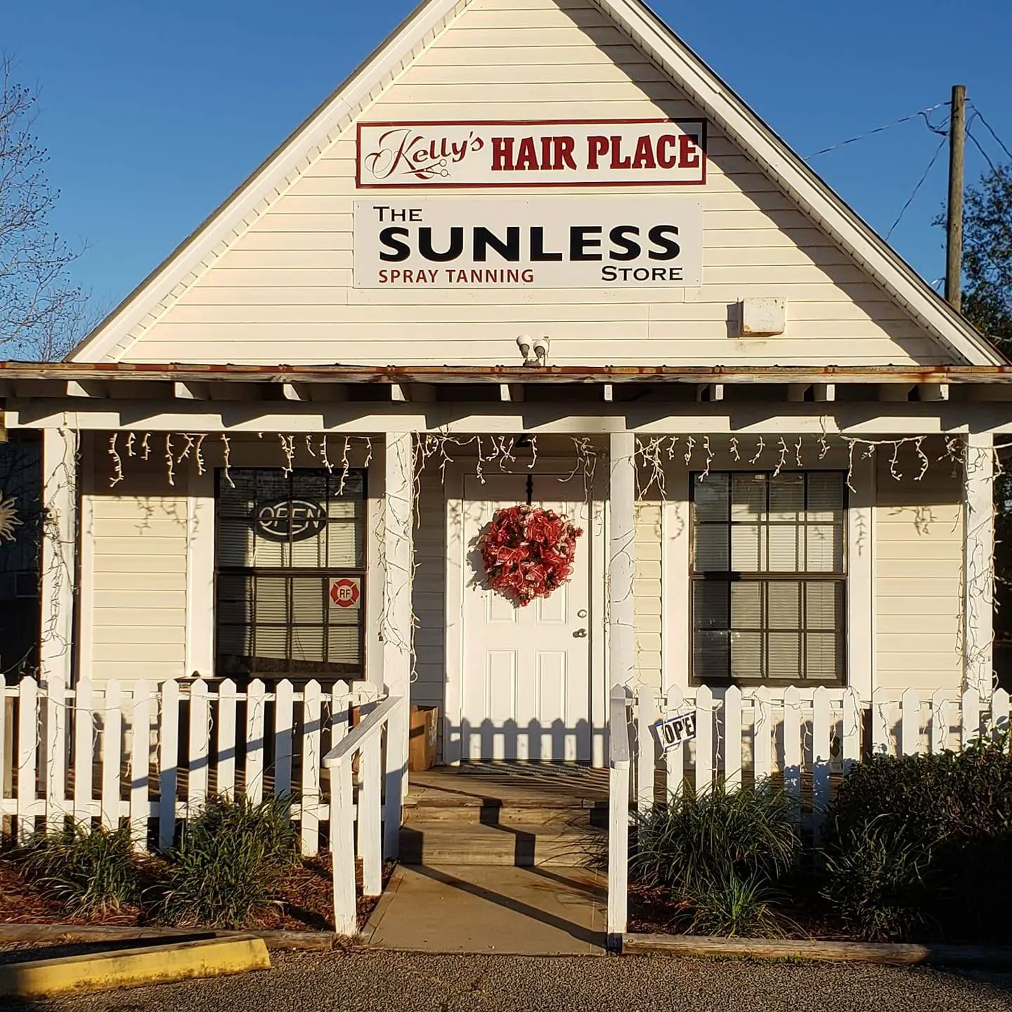 Business logo of The Sunless Store Spray Tanning Pace