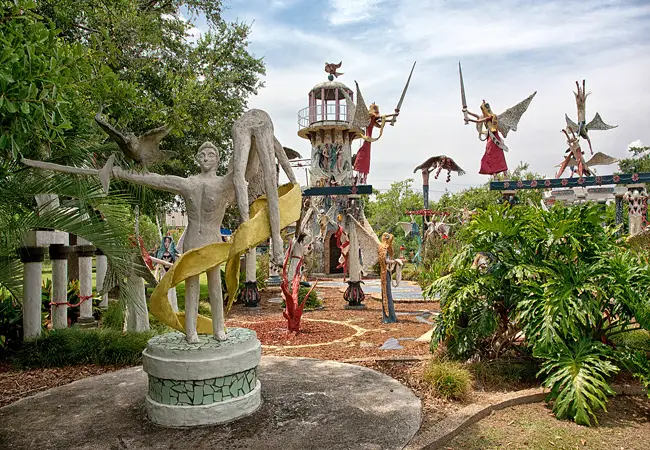 Chauvin Sculpture Garden & Art