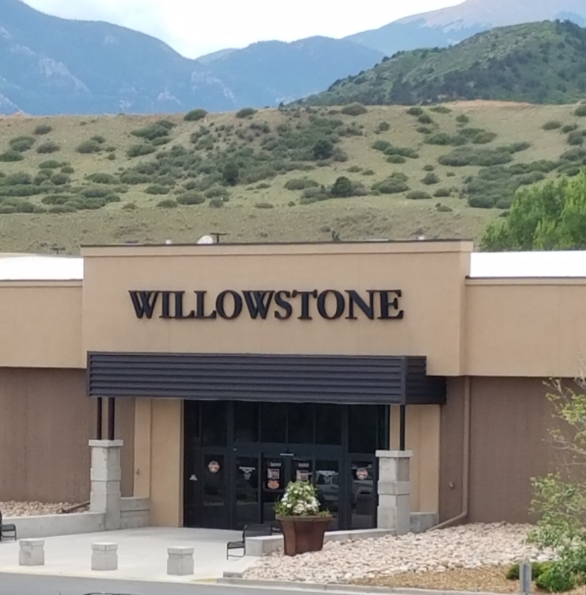 Company logo of Willowstone Antique Marketplace
