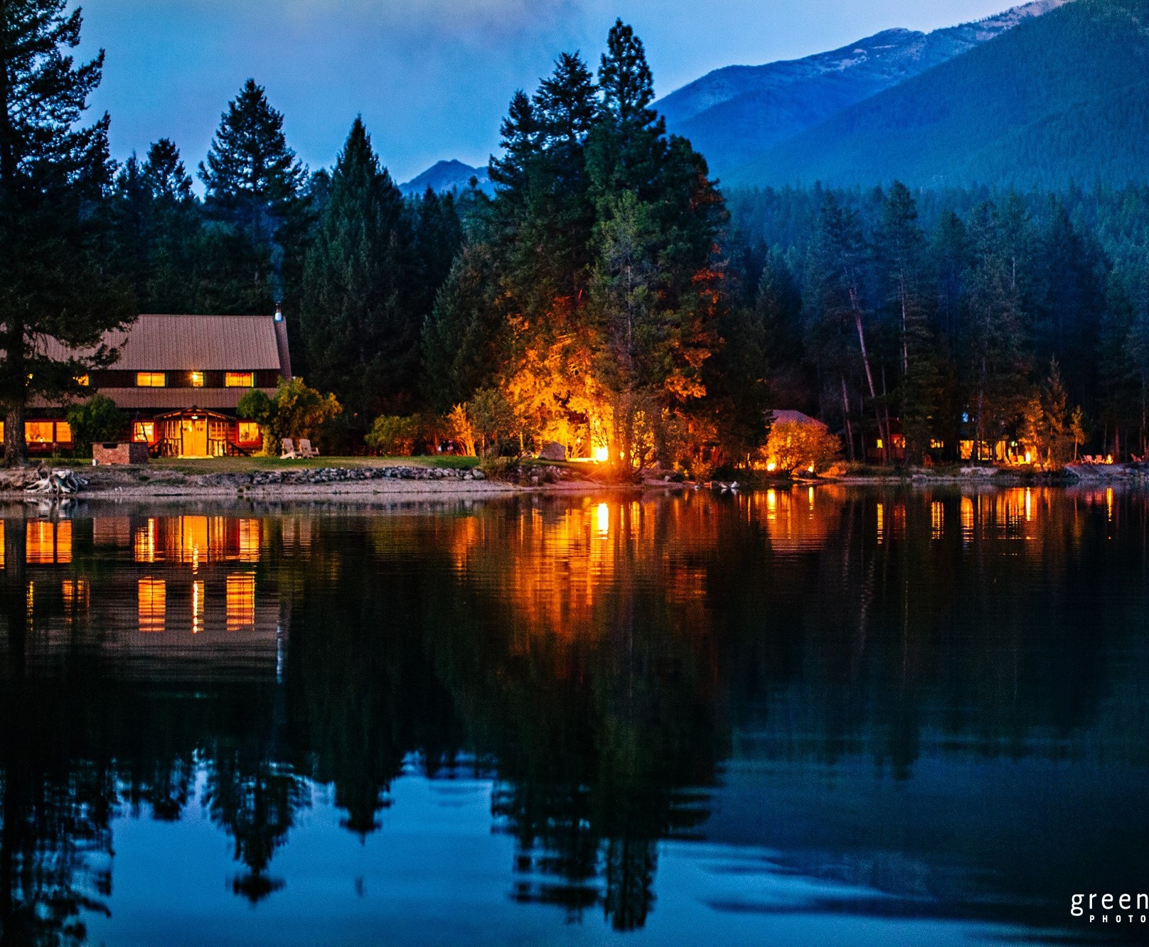 Holland Lake Lodge