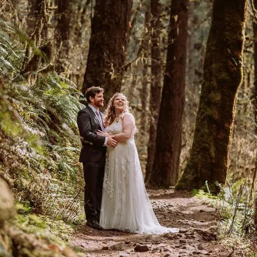 Wild Earth Weddings - Adventure Elopement & Wedding Photography