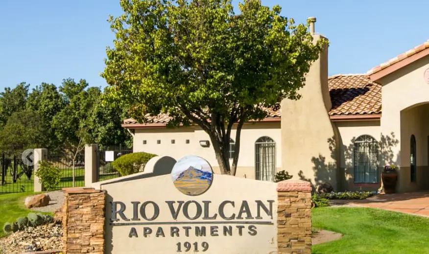 Company logo of Rio Volcan Apartments