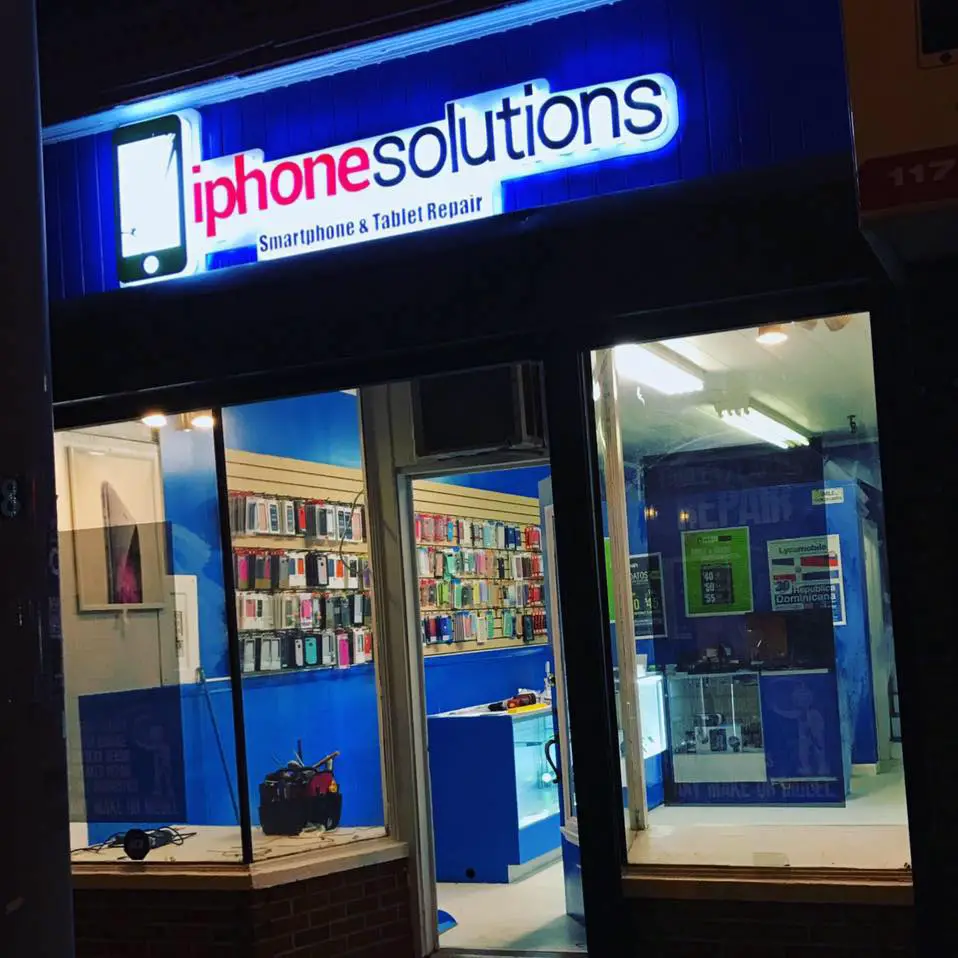 Company logo of IPhone Solutions Smartphone Tablet & iWatch Repair