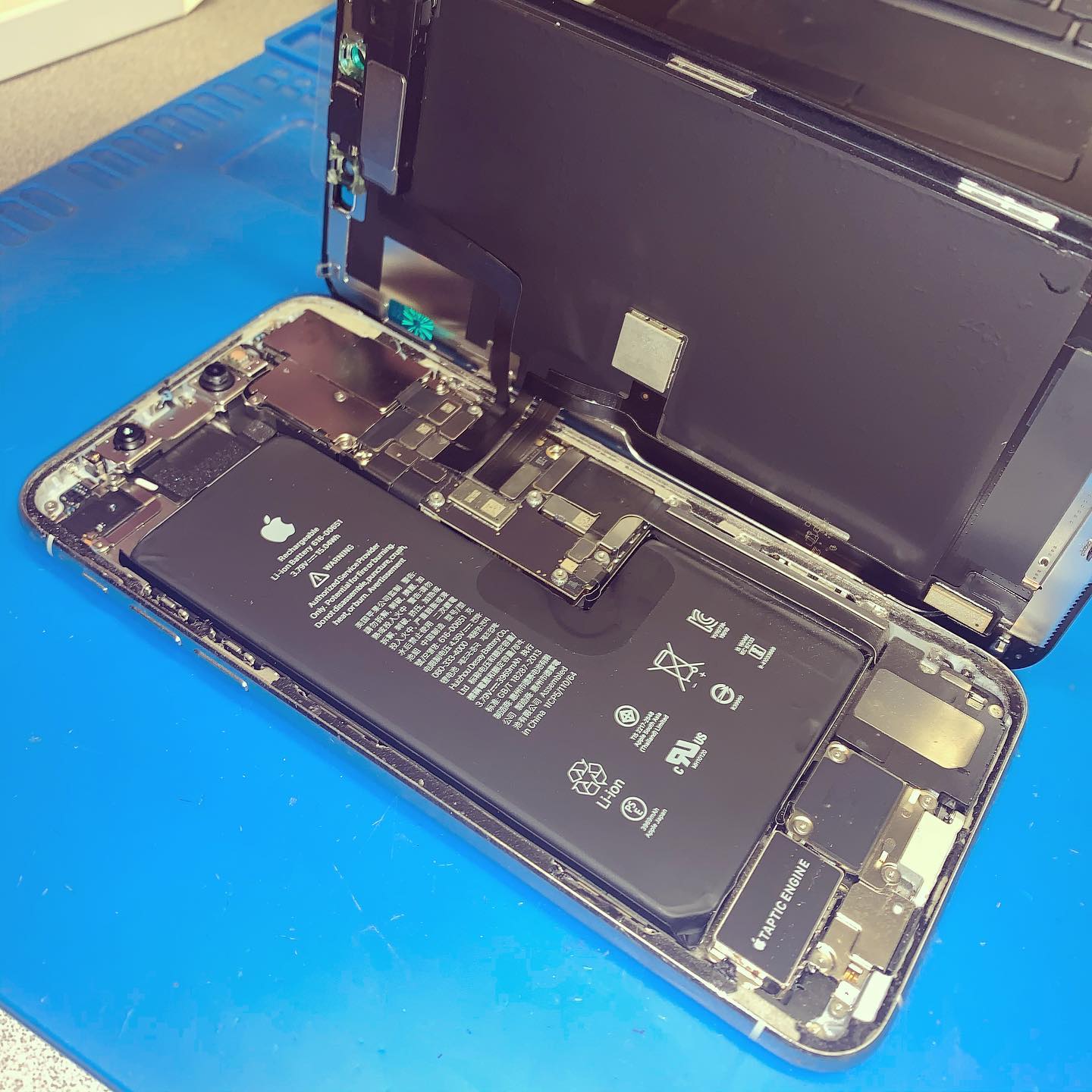 The Phone Shop - iPhone Repair - Screen repair