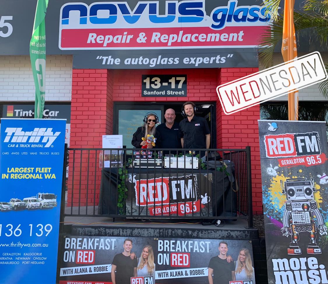 NOVUS GLASS The Windscreen Experts MNC
