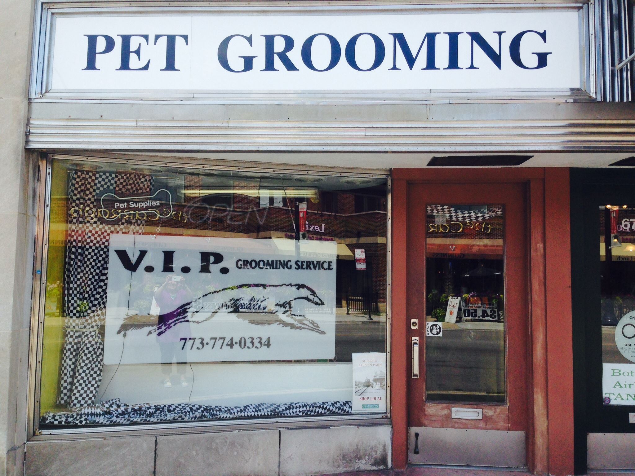 Company logo of V I P Grooming Serv