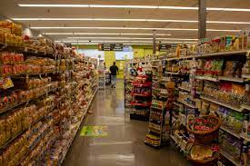 Giant Eagle Supermarket