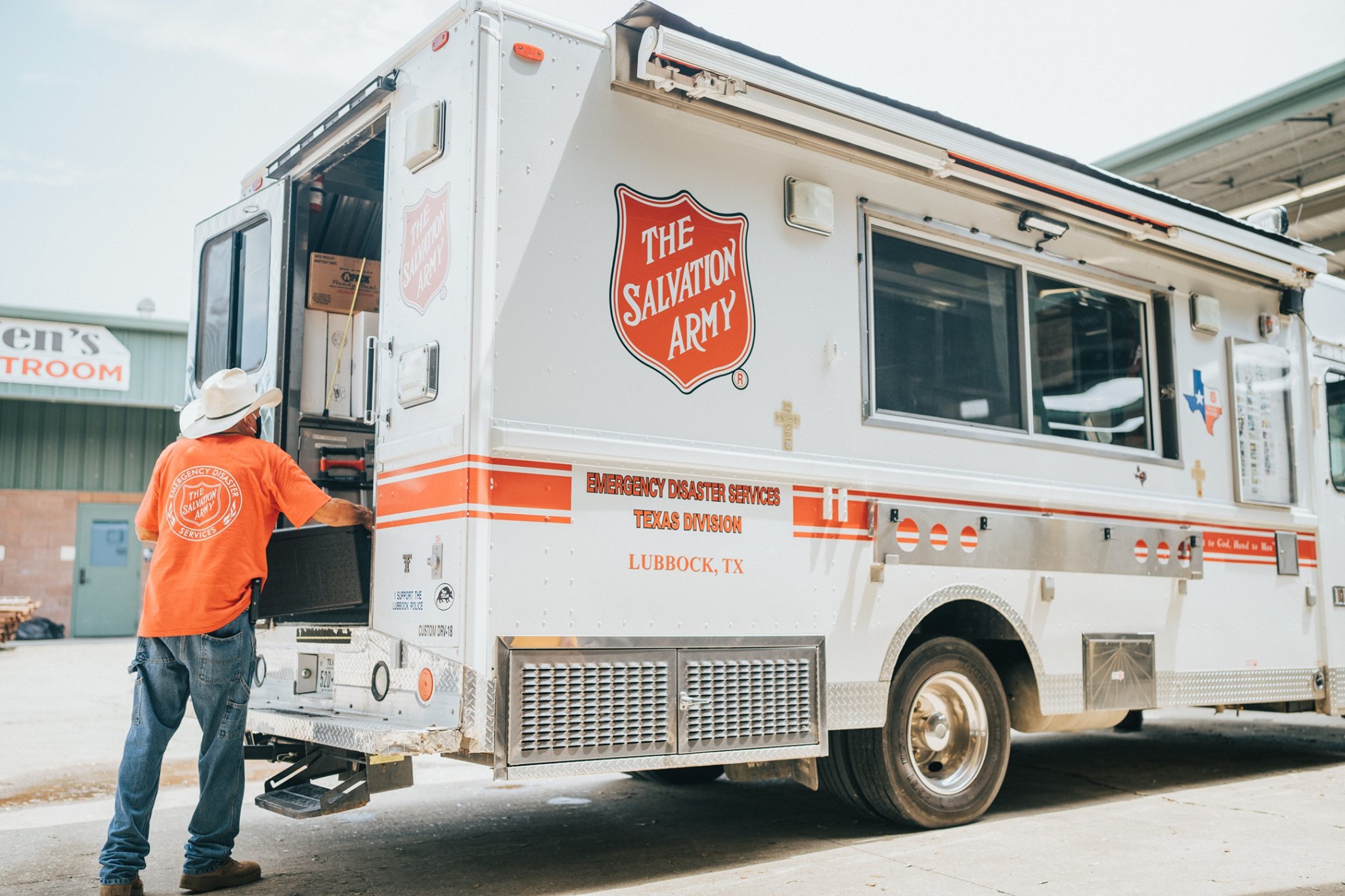 The Salvation Army Family Store & Donation Center Town and Country