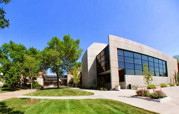 The University of Iowa College of Dentistry and Dental Clinics