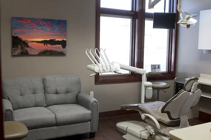 Lakewinds Dental Centre