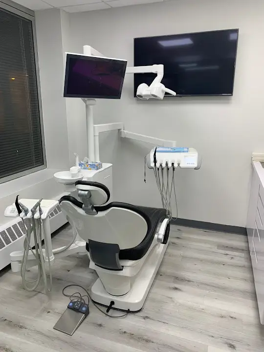 65 Broadway Dental