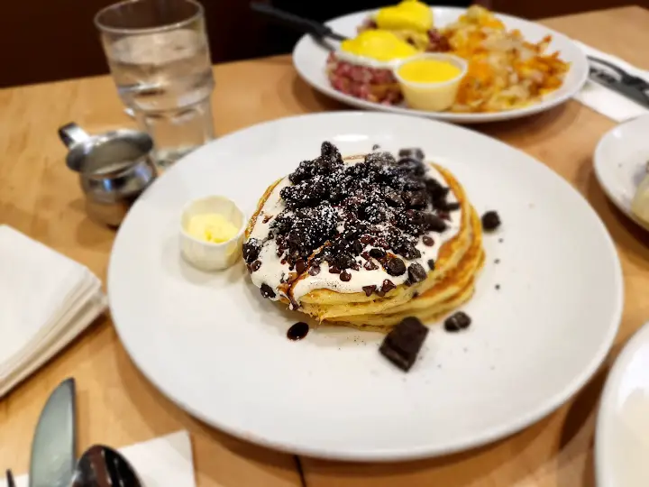 Butters Pancakes & Cafe