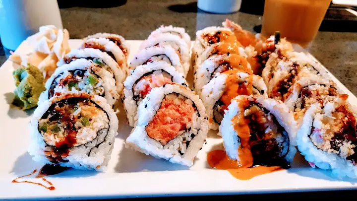 Sakana Sushi & Grill