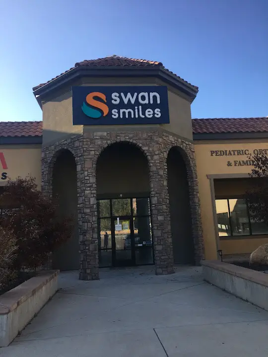 Swan Smiles & Orthodontics