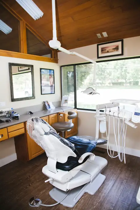 Advanced Dental Care and Courtyard Dental