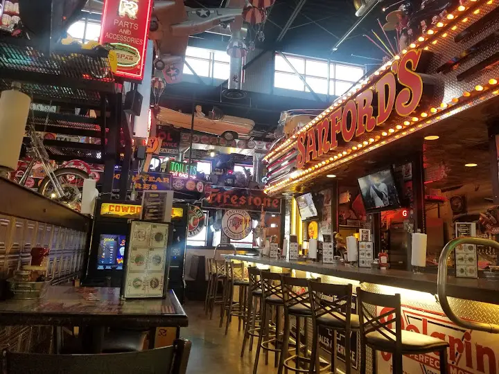 Sanford's Grub & Pub