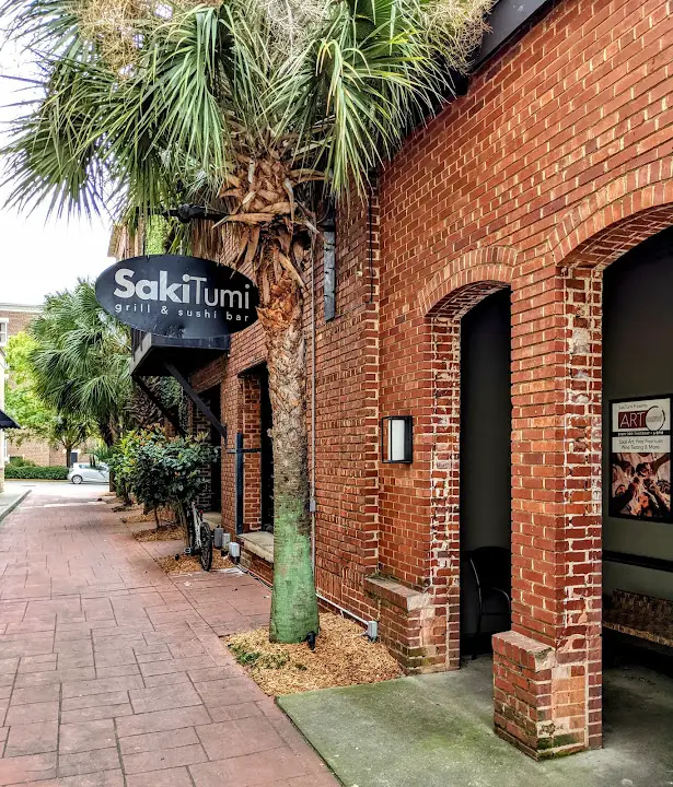 Sakitumi Grill and Sushi Bar