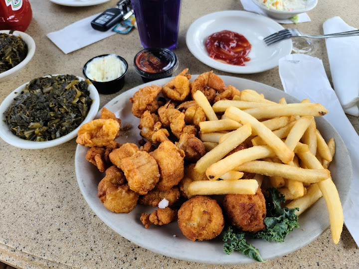 Corky Bell's Seafood at Gator Landing