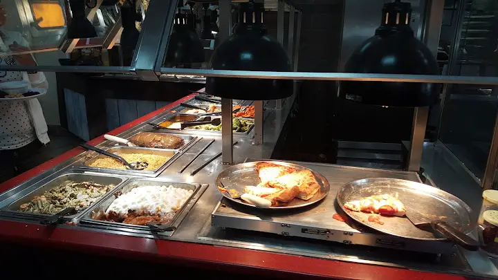 Golden Corral Buffet & Grill