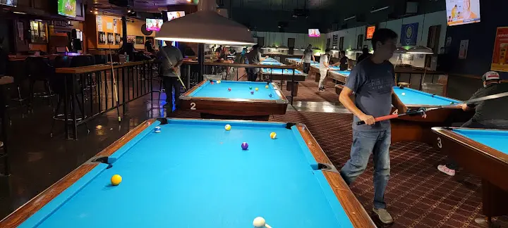 Clicks Billiards