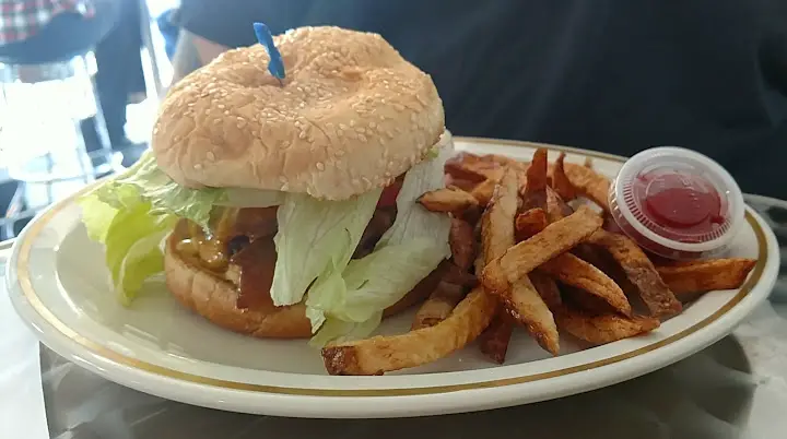 Coulee Cruisers Diner