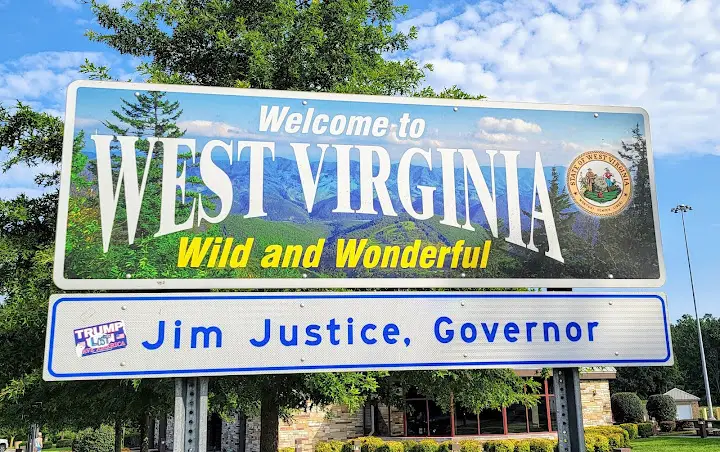 I-77 North/Southbnd West Virginia Welcome Center