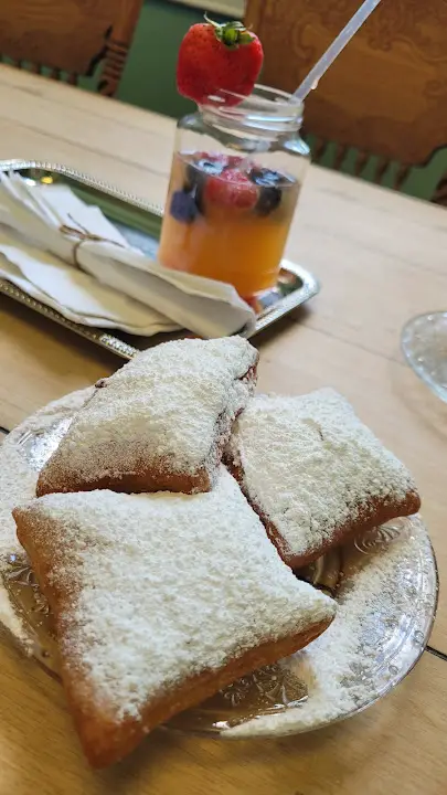 Le Cafe’ Beignet