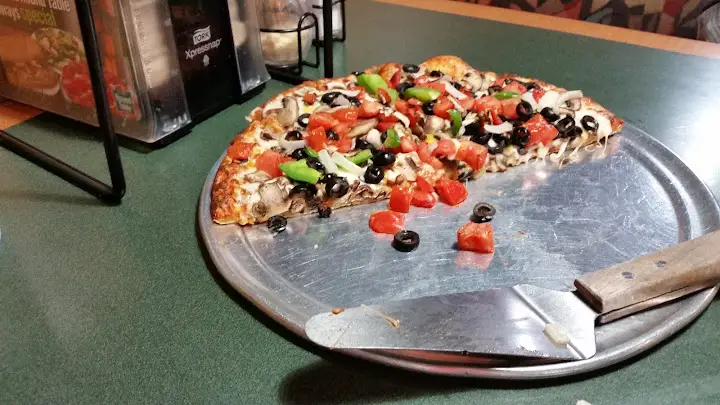 Round Table Pizza