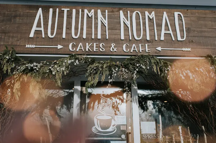 Autumn Nomad Cafe