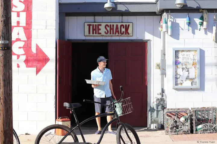 Quahog's Seafood Shack and Bar