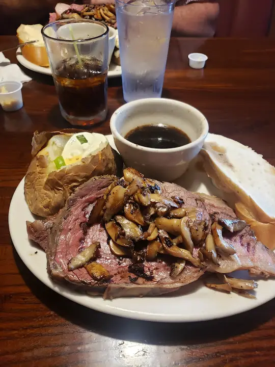 Hartford Steak Co. | Tavern