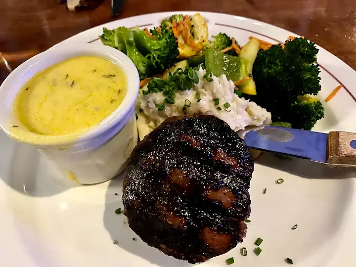 Kelly's Steak & Seafood