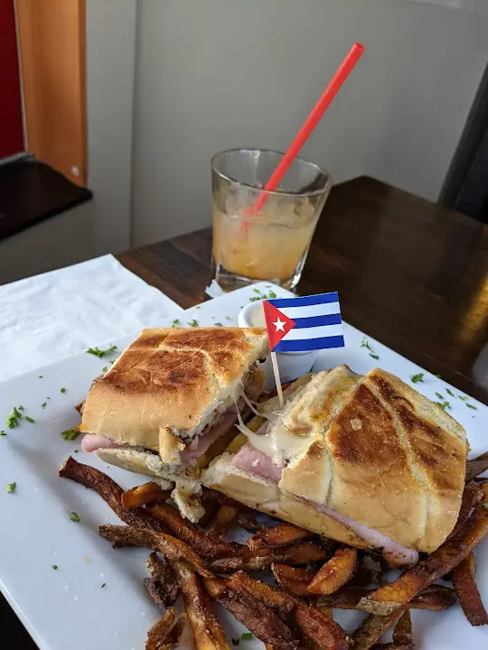 Bistro Cubano