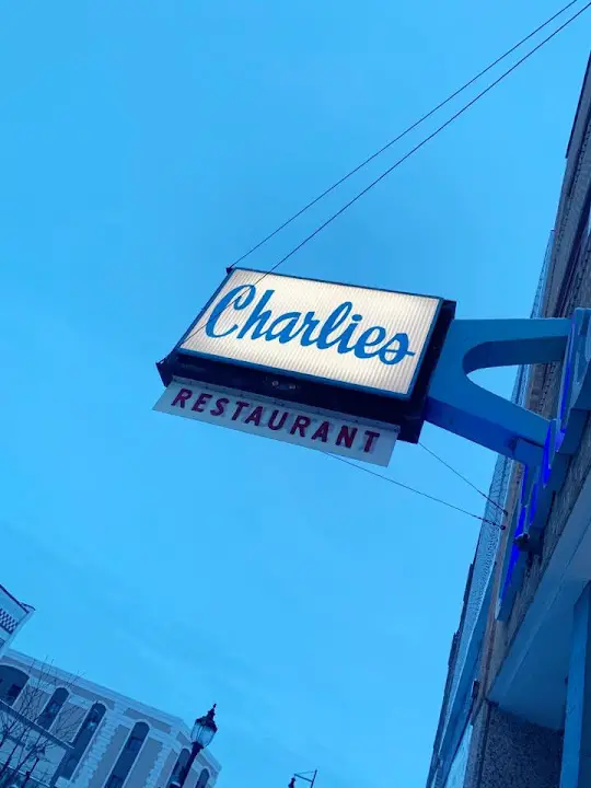 Charlie's Main Street Cafe