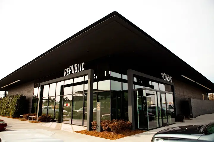 Republic Gastropub