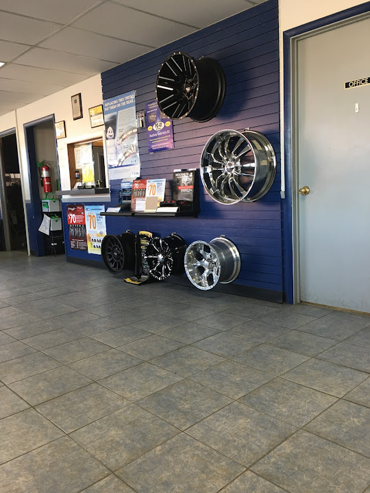 Cecil & Sons Discount Tires