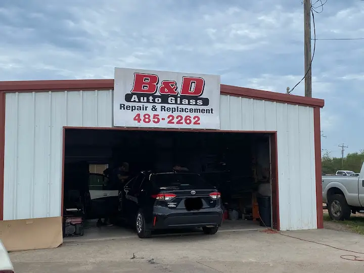 B & D Auto Glass & Repair