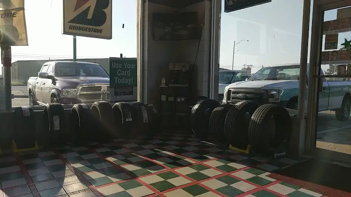 Plaza Tire Service