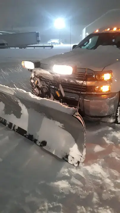 Snow's Garage