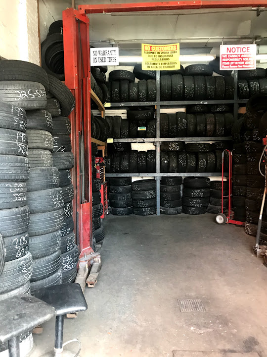 Twin’s Tires