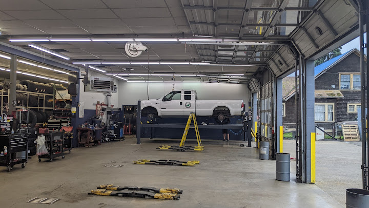 Dailey's Tire & Service Center