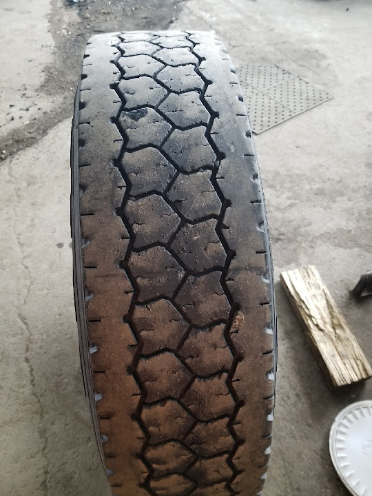 AJ's Tires